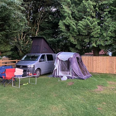 Bank Top Camping-North York Moors With Pitches For Caravans, Camper Vans And Tents Hotel Pickering Kültér fotó