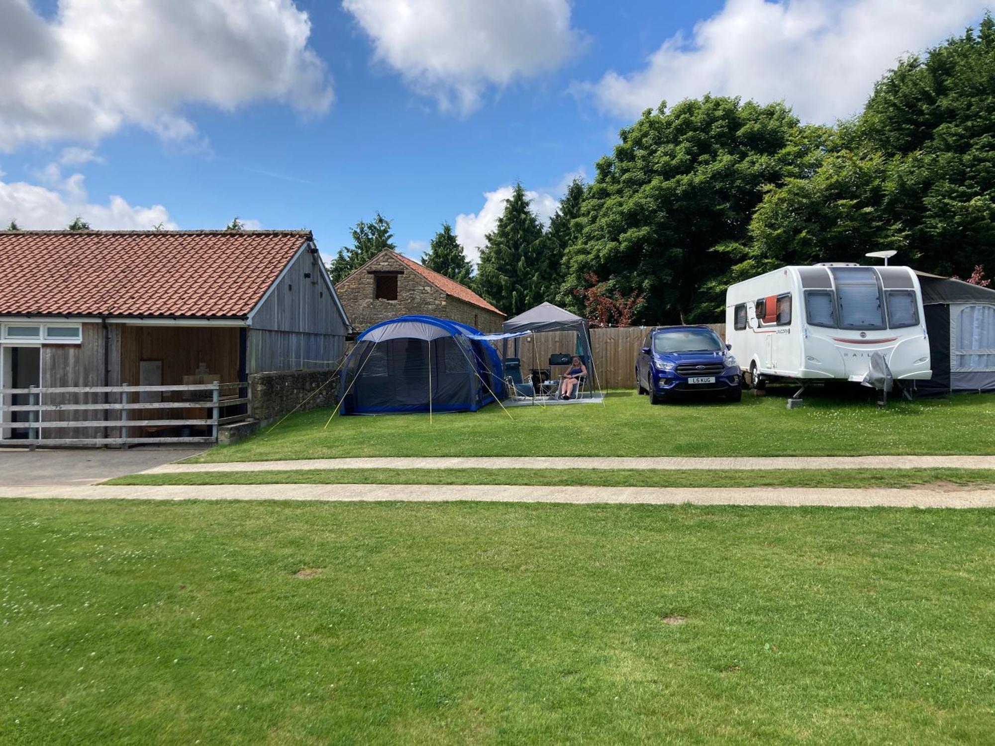 Bank Top Camping-North York Moors With Pitches For Caravans, Camper Vans And Tents Hotel Pickering Kültér fotó